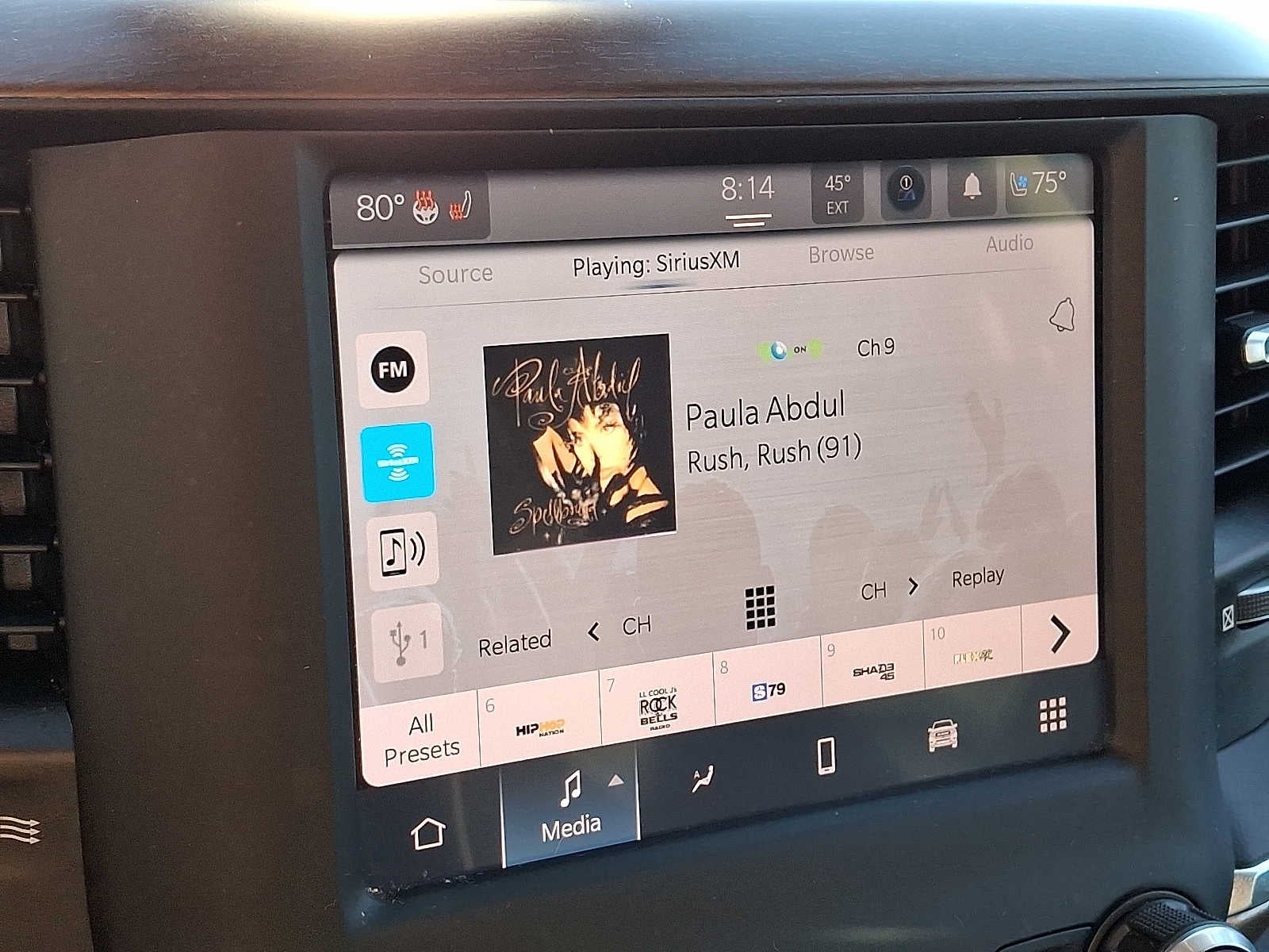 2022 RAM 1500 Laramie 4x4 Crew Cab 57 Box