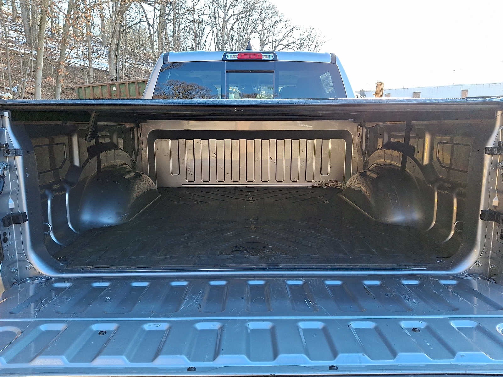 2022 RAM 1500 Laramie 4x4 Crew Cab 57 Box