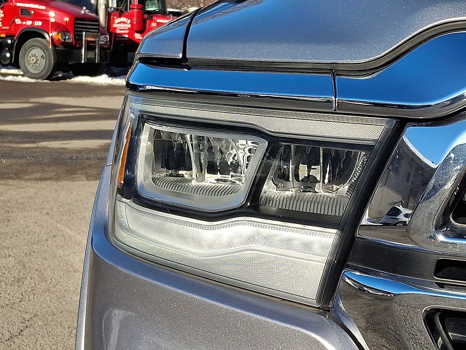 2022 RAM 1500 Laramie 4x4 Crew Cab 57 Box