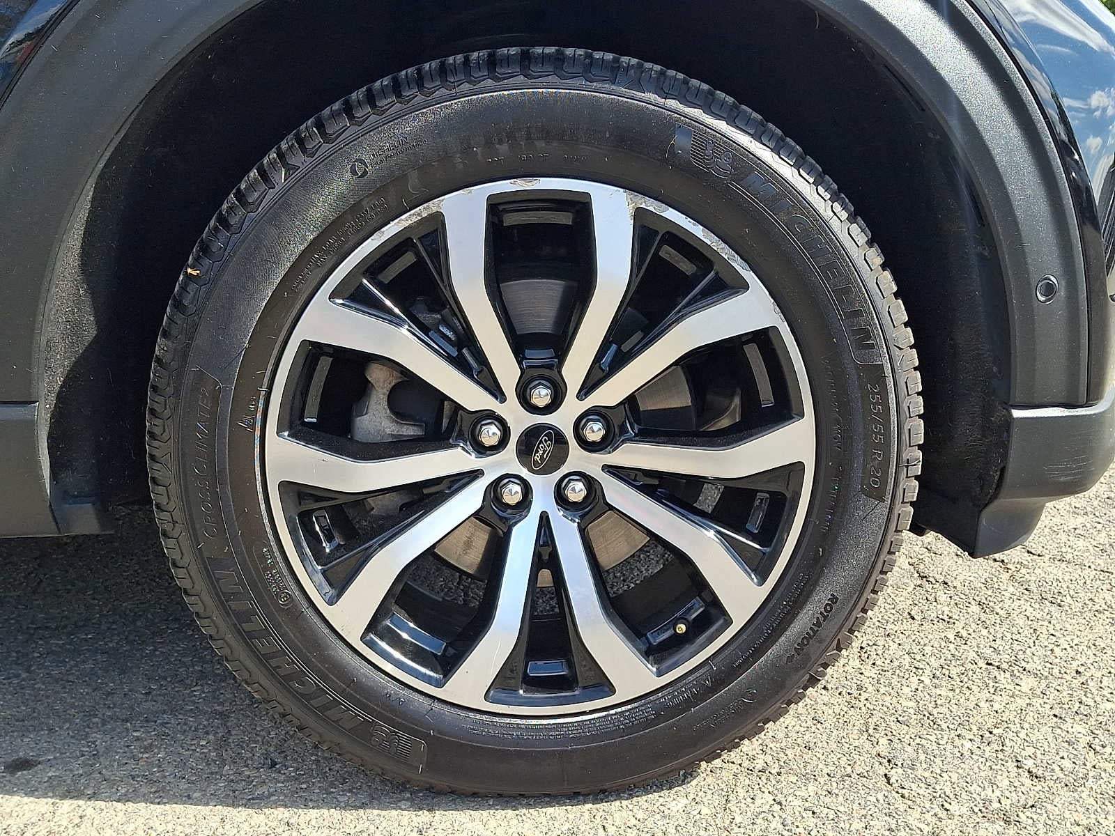 2021 Ford Explorer ST 4WD