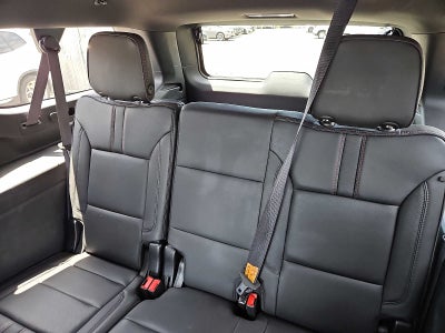 2024 Chevrolet Suburban 4WD 4dr RST