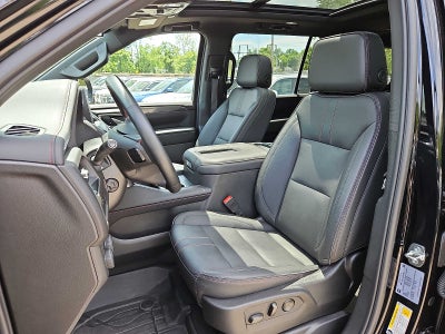 2024 Chevrolet Suburban 4WD 4dr RST