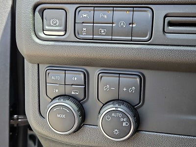 2024 Chevrolet Suburban 4WD 4dr RST