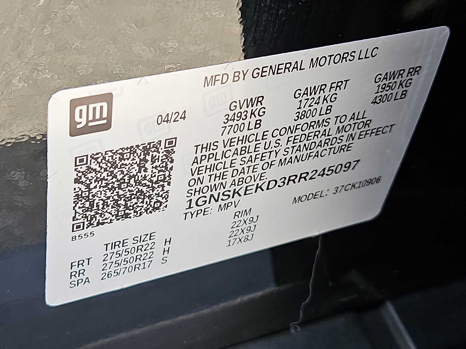 2024 Chevrolet Suburban 4WD 4dr RST