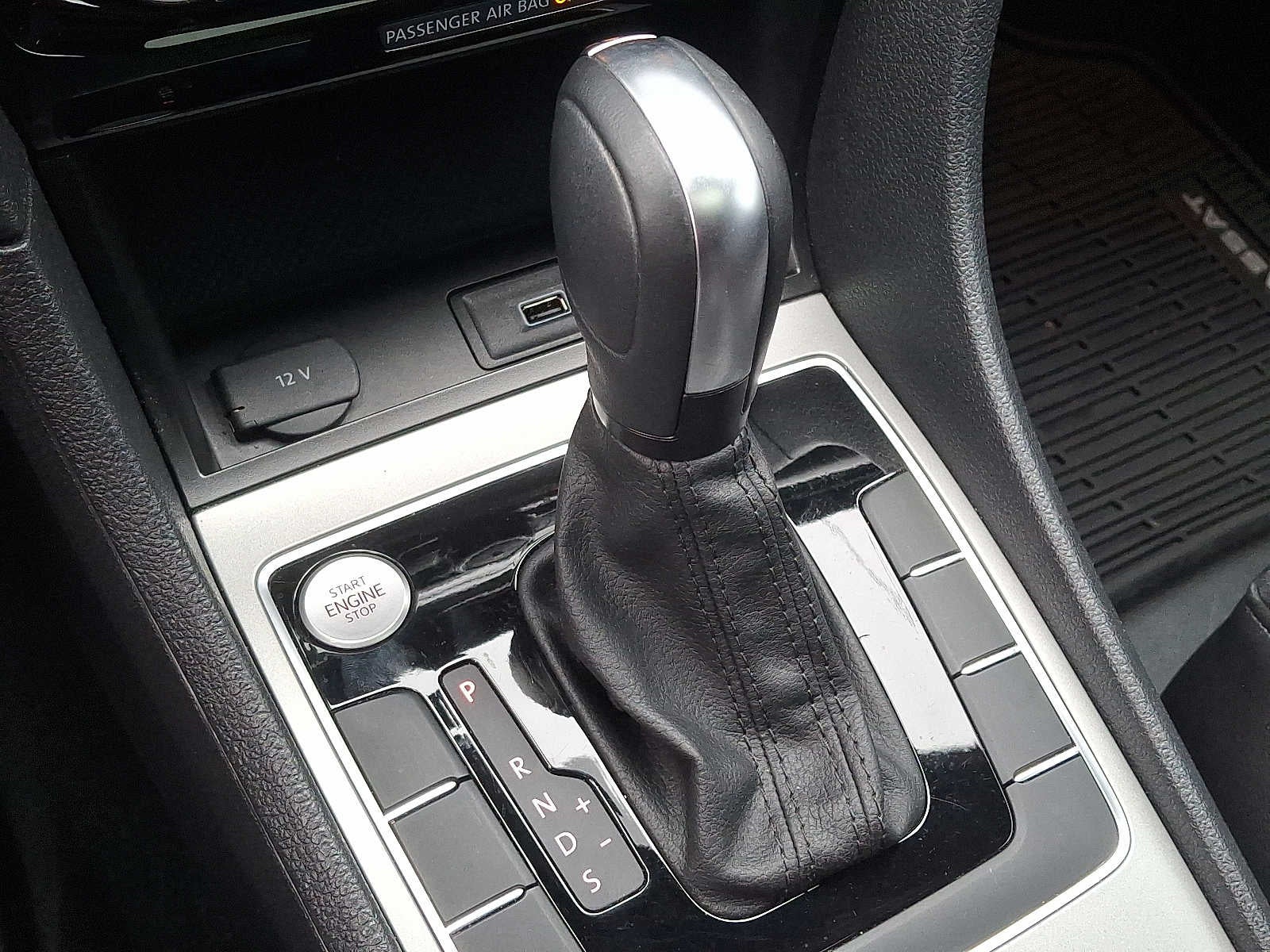 2021 Volkswagen Passat 2.0T R-Line Auto