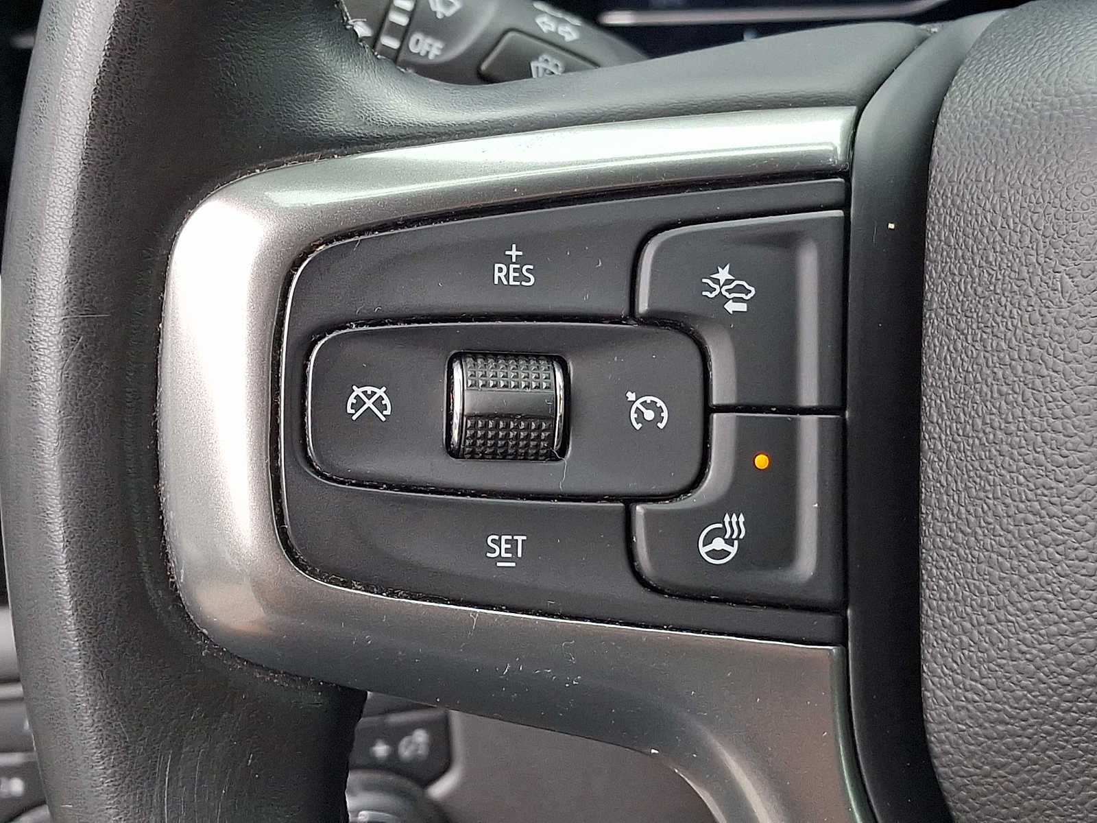 2023 Chevrolet Silverado 1500 4WD Crew Cab 147 LT w/2FL