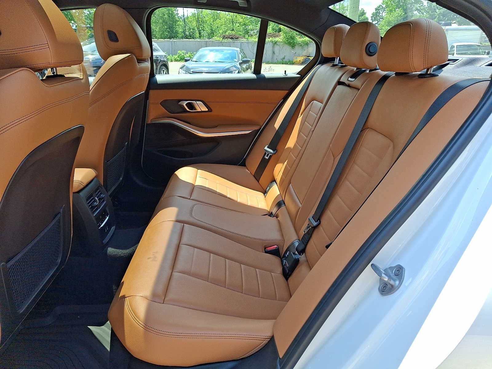 2021 BMW 3 Series 330i - Photo 8