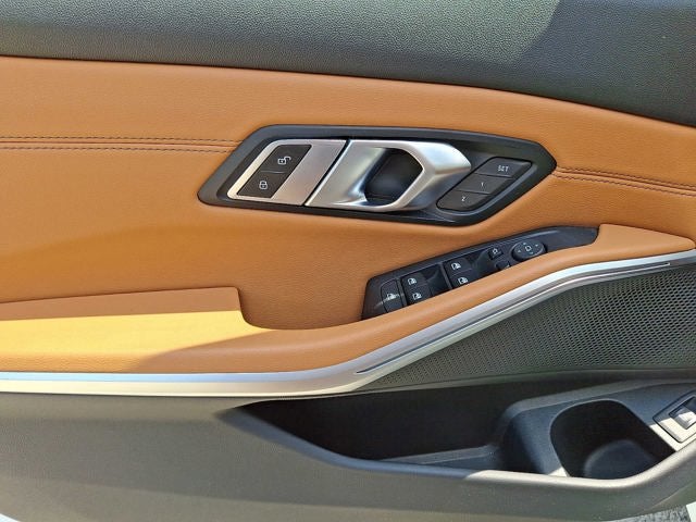 2021 BMW 3 Series 330i - Photo 39