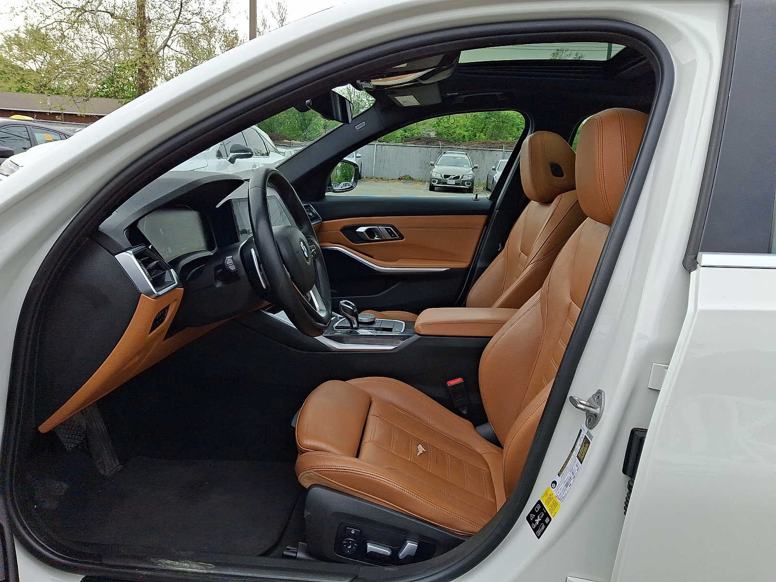 2021 BMW 3 Series 330i - Photo 14
