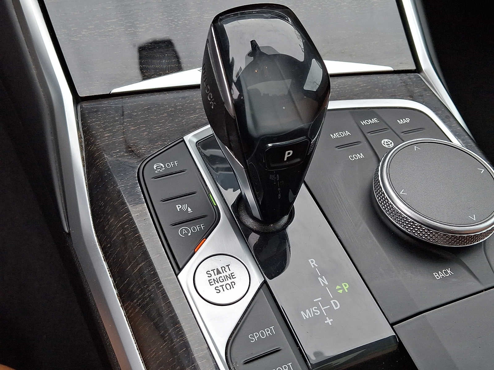 2021 BMW 3 Series 330i - Photo 16