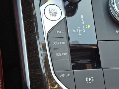 2022 BMW 3 Series 330i xDrive Sedan North America