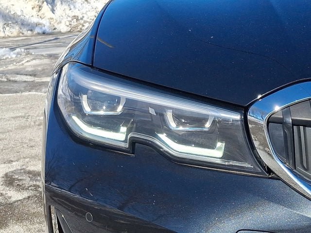 2022 BMW 3 Series 330i xDrive Sedan North America