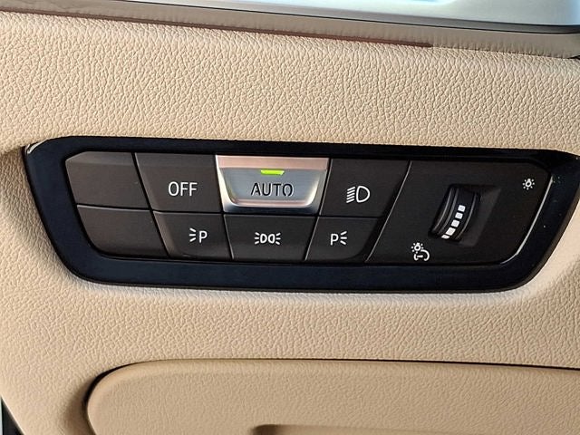 2021 BMW 3 Series 330i xDrive Sedan North America