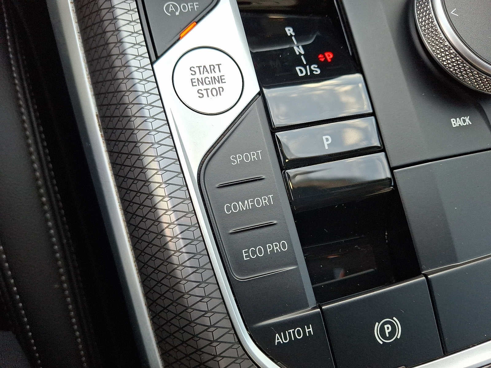 2025 BMW 3 Series 330i xDrive Sedan