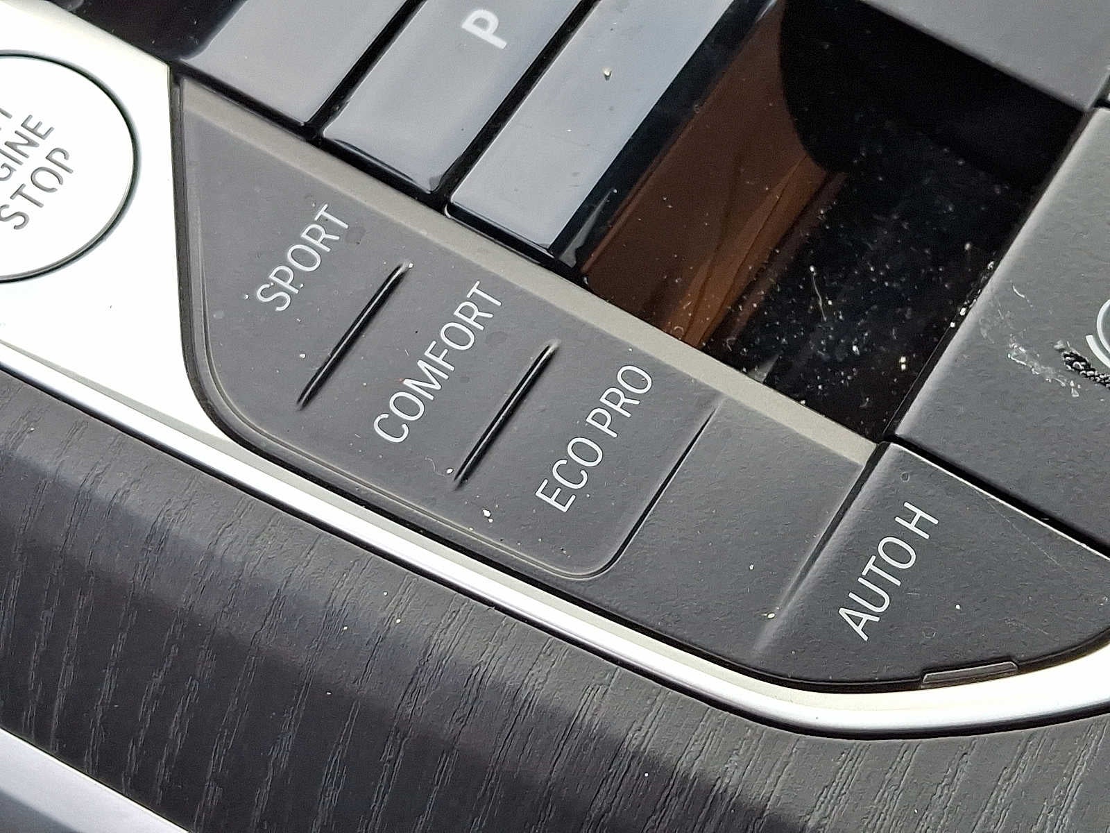 2025 BMW 3 Series 330i xDrive Sedan