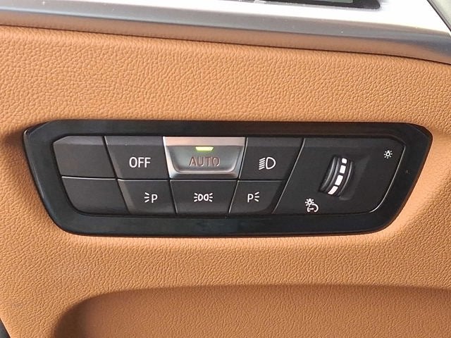 2025 BMW 3 Series 330i xDrive Sedan