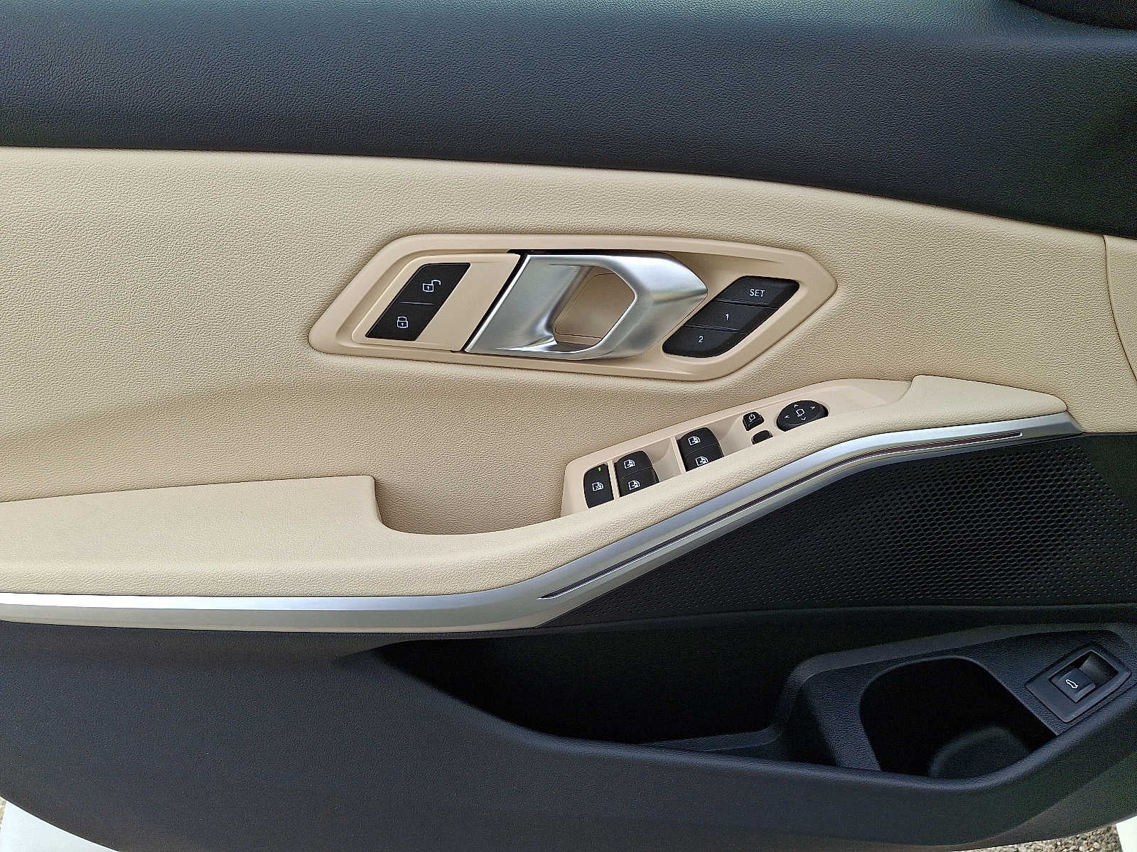 2025 BMW 3 Series 330i xDrive Sedan