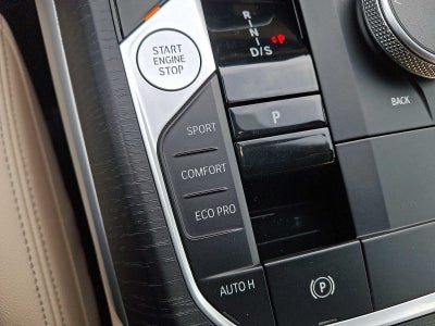 2025 BMW 3 Series 330i xDrive Sedan