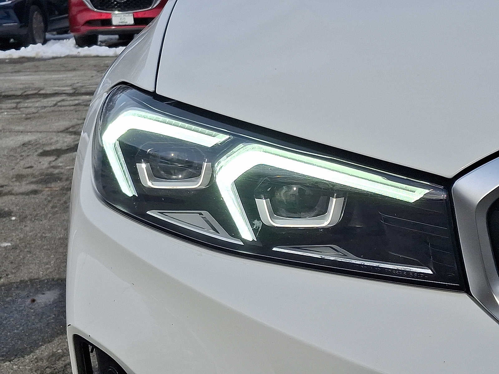 2025 BMW 3 Series 330i xDrive Sedan