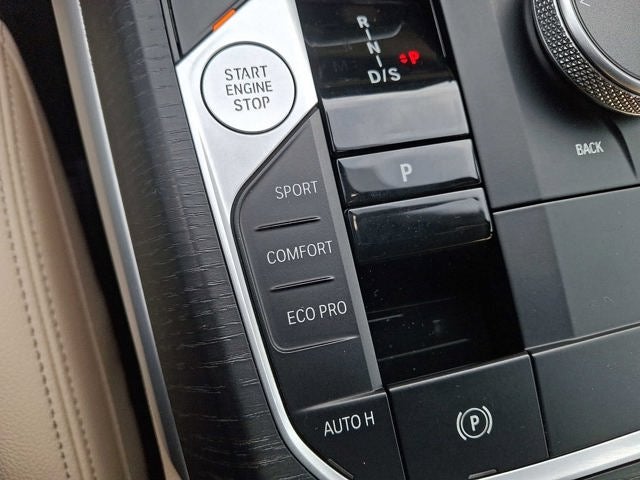 2025 BMW 3 Series 330i xDrive Sedan