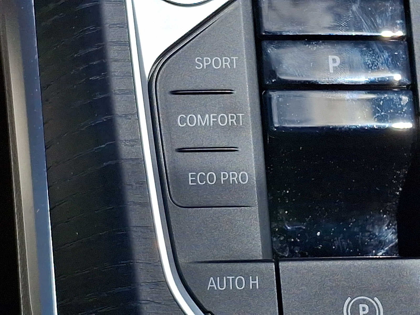 2025 BMW 3 Series 330i - Photo 25