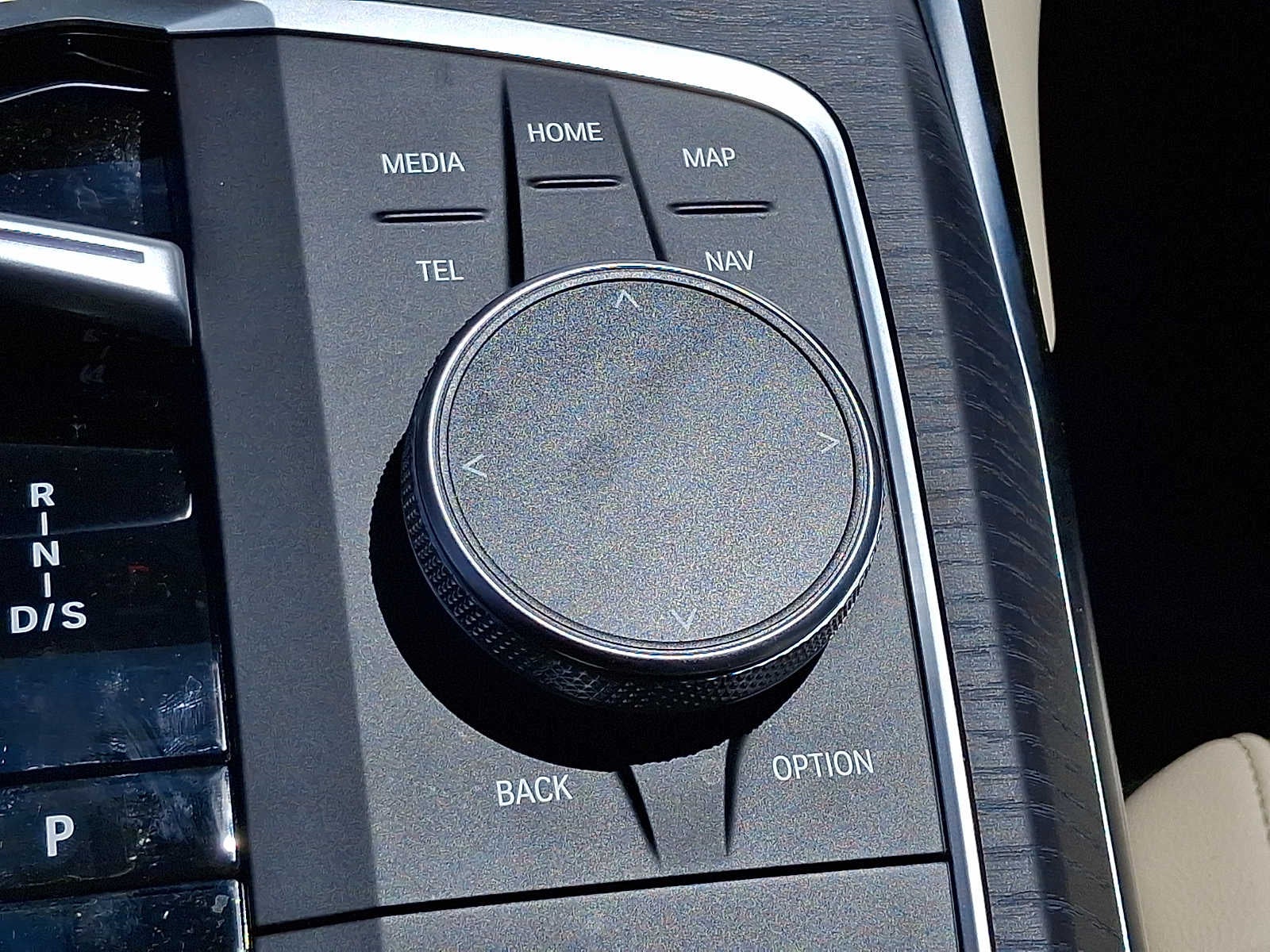 2025 BMW 3 Series 330i - Photo 26