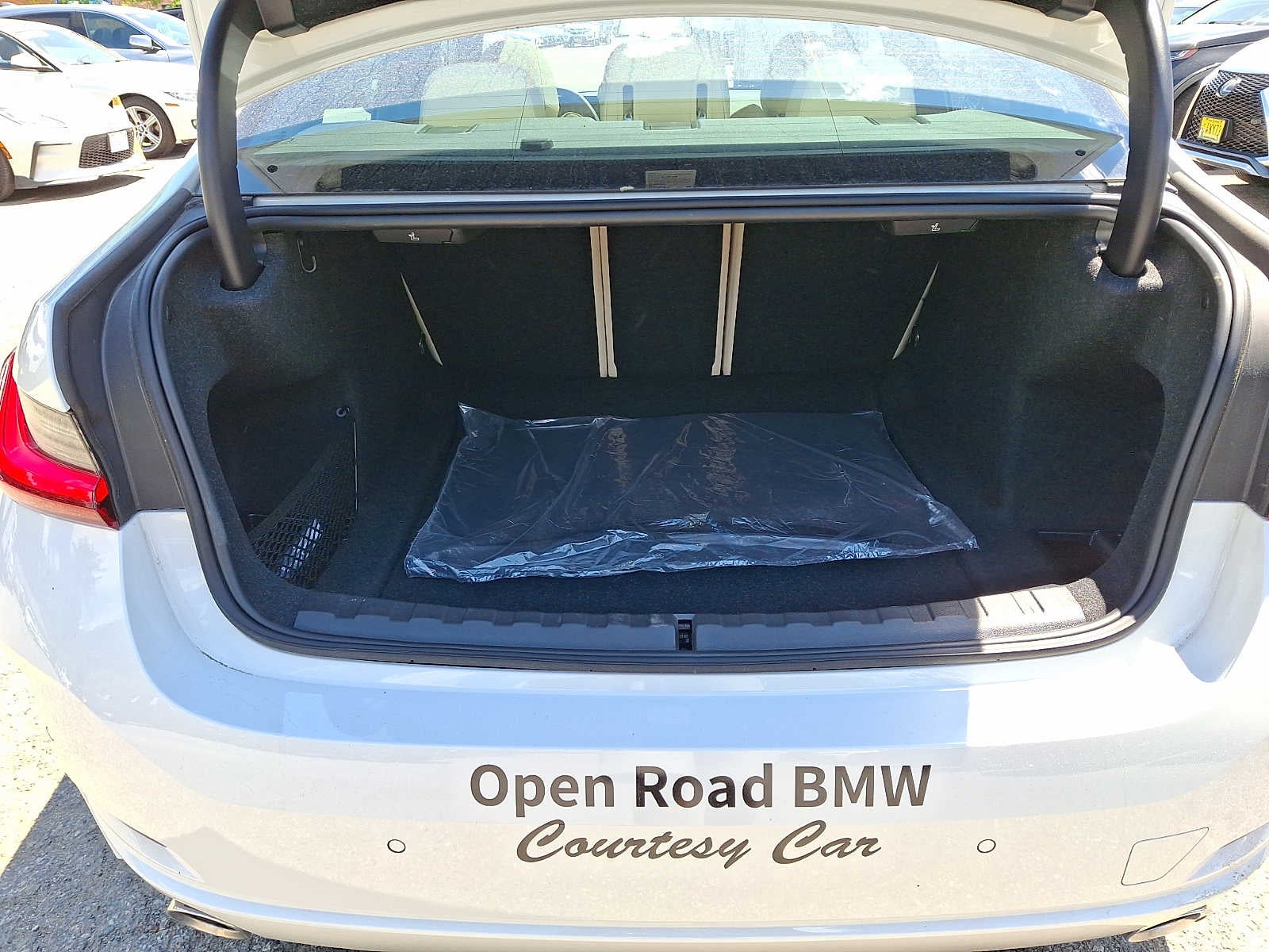 2025 BMW 3 Series 330i - Photo 29