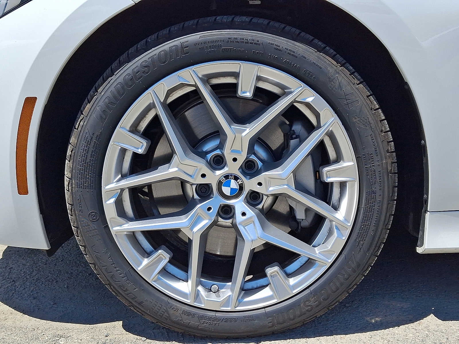 2025 BMW 3 Series 330i xDrive Sedan