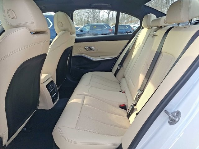 2025 BMW 3 Series 330i xDrive Sedan