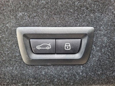 2025 BMW 3 Series 330i xDrive Sedan