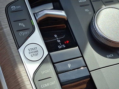 2025 BMW 3 Series 330i xDrive Sedan