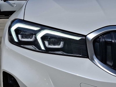 2025 BMW 3 Series 330i xDrive Sedan