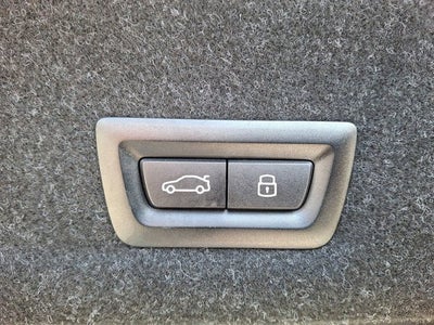 2025 BMW 3 Series 330i xDrive Sedan