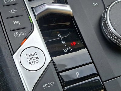 2025 BMW 3 Series 330i xDrive Sedan