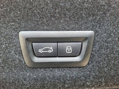 2025 BMW 3 Series 330i xDrive Sedan