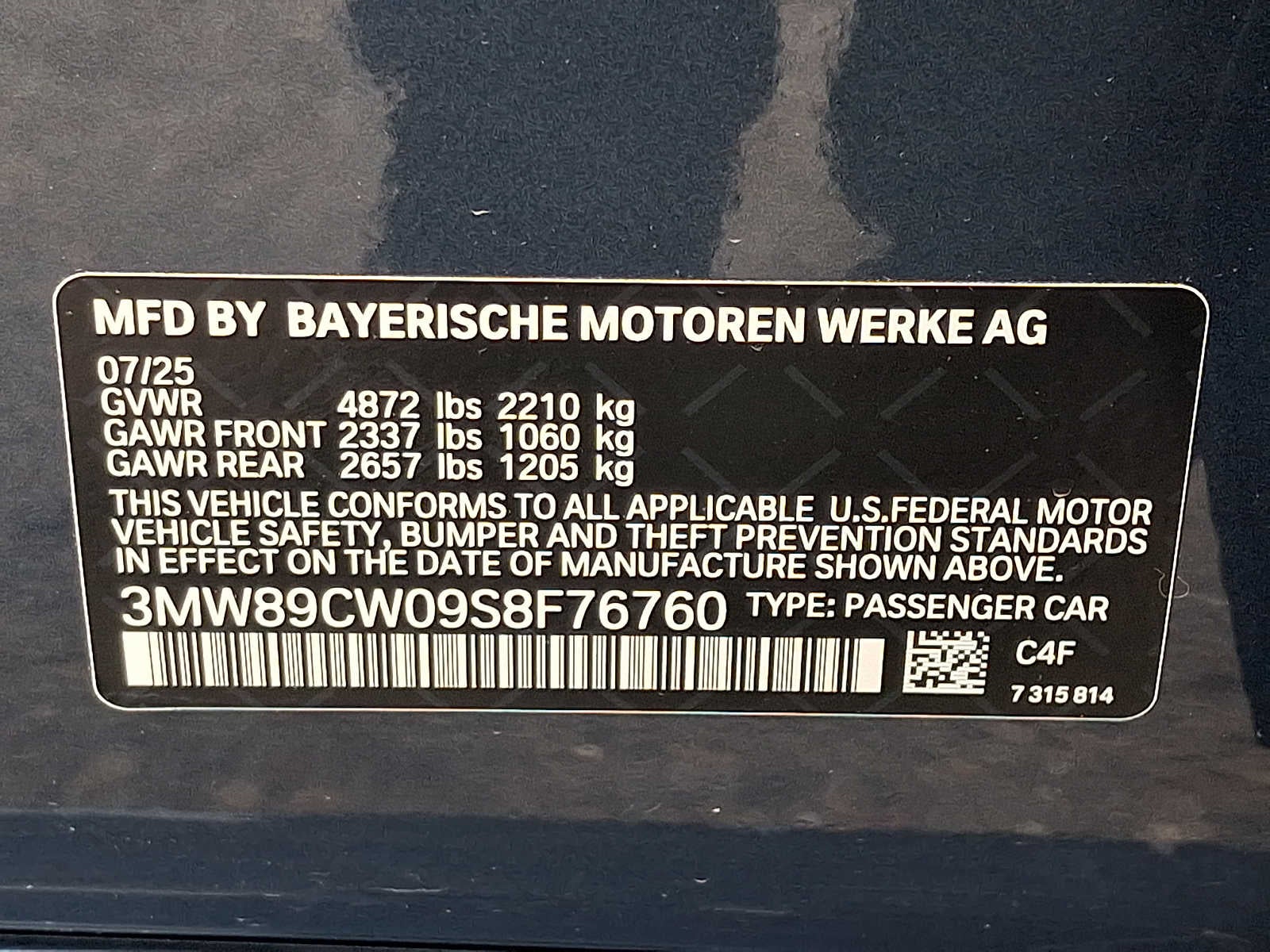 2025 BMW 3 Series 330i - Photo 29