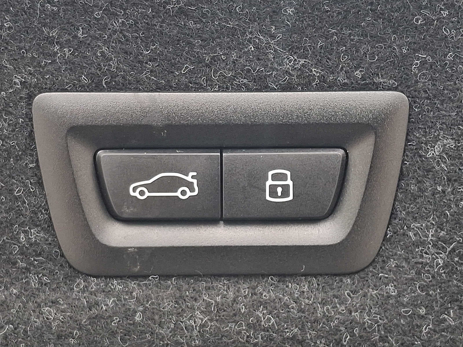 2025 BMW 3 Series 330i xDrive Sedan