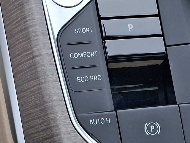 2025 BMW 3 Series 330i - Photo 56