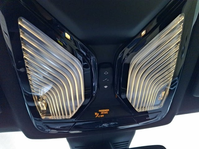 2025 BMW 3 Series 330i - Photo 58