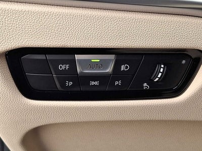 2025 BMW 3 Series 330i xDrive Sedan