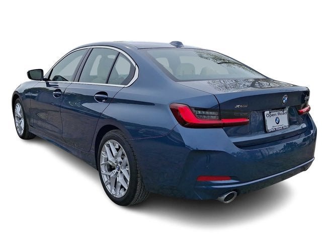 2025 BMW 3 Series 330i - Photo 35
