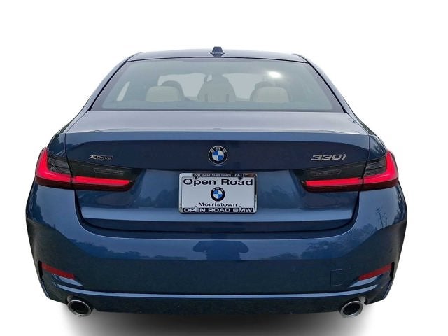 2025 BMW 3 Series 330i - Photo 36