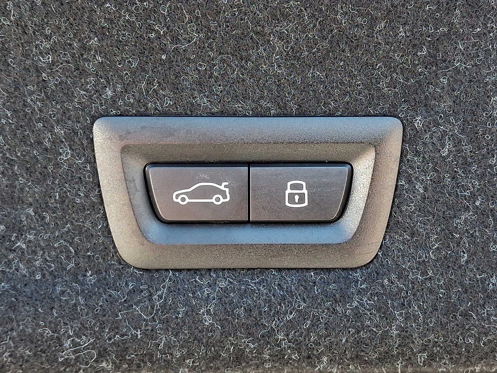 2025 BMW 3 Series 330i xDrive Sedan
