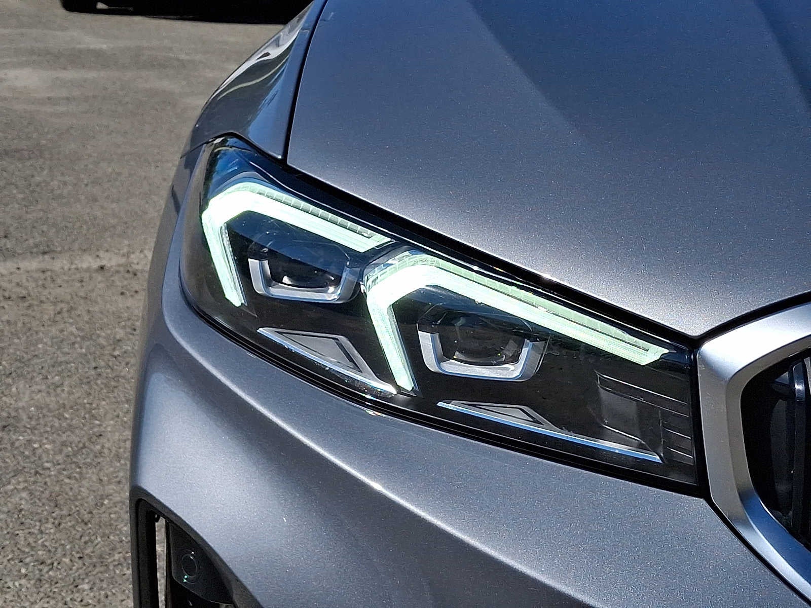 2025 BMW 3 Series 330i xDrive Sedan