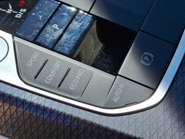 2025 BMW 3 Series 330i xDrive Sedan