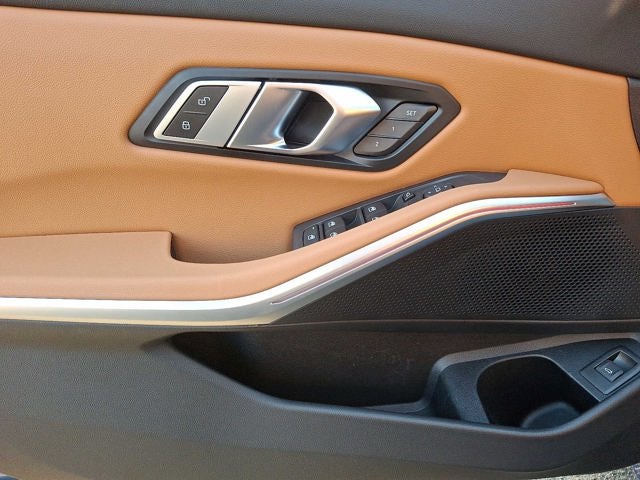 2023 BMW 3 Series 330i xDrive Sedan