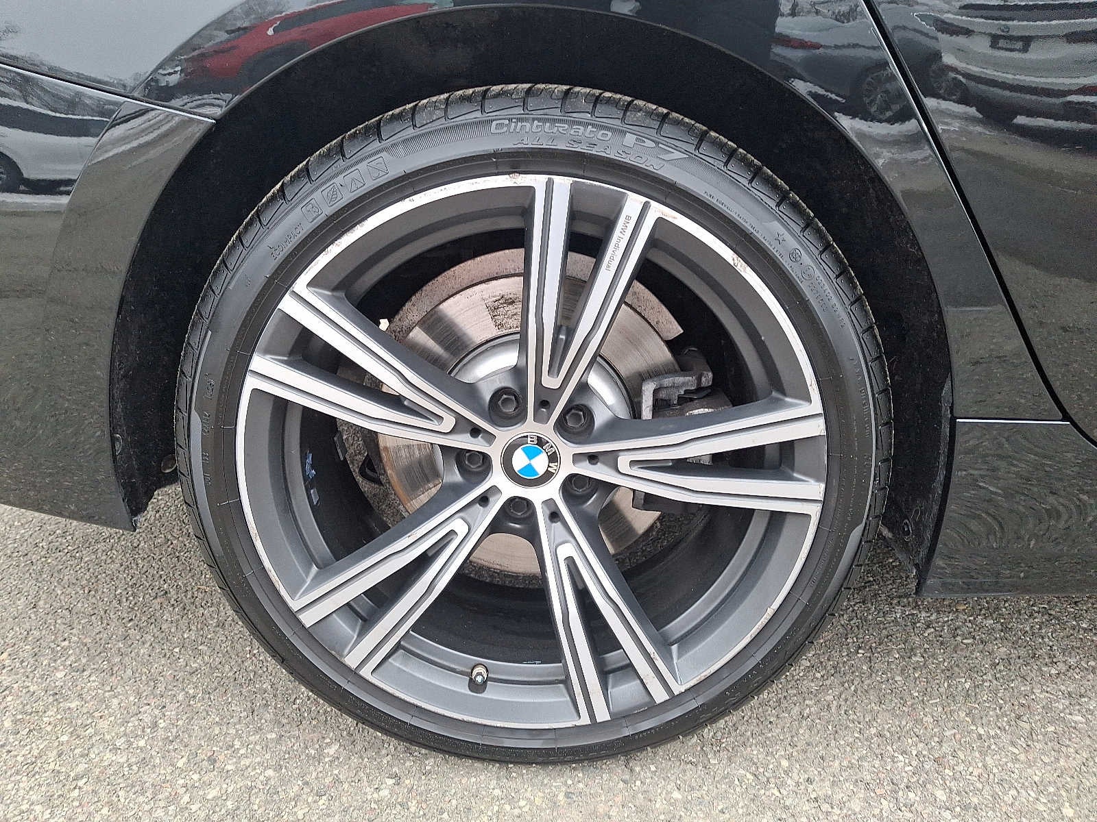 2024 BMW 3 Series 330i xDrive Sedan