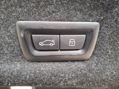 2024 BMW 3 Series 330i xDrive Sedan