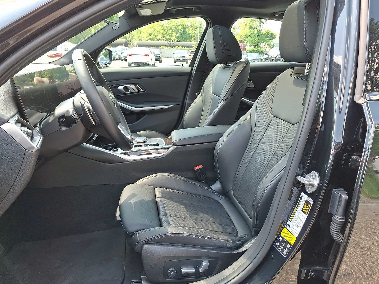 2023 BMW 3 Series 330i xDrive Sedan