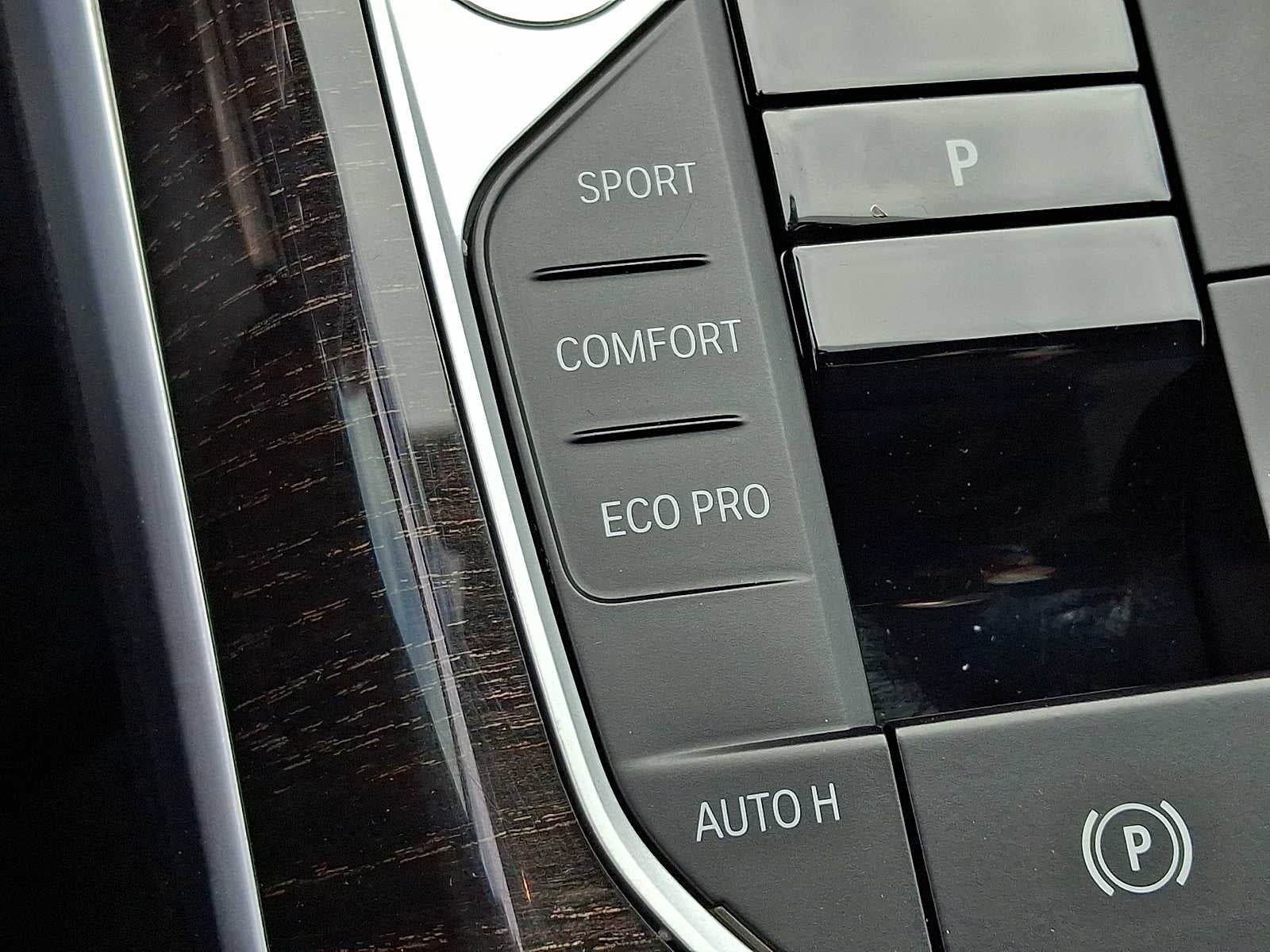 2023 BMW 3 Series 330i xDrive Sedan